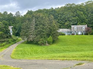 418 Higby Rd, Middletown, CT 06457