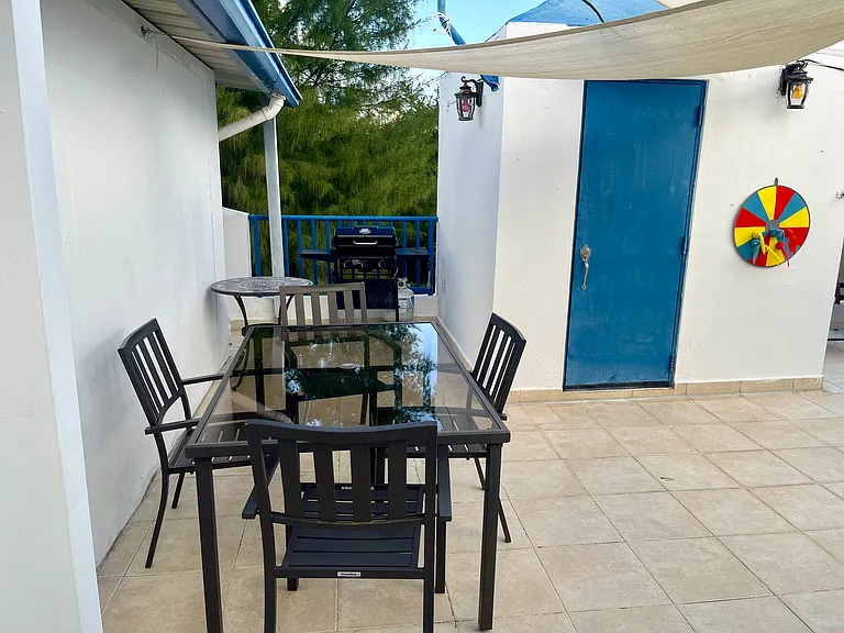 Private rooftop patio