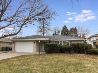 4212 W 91st Pl, Oak Lawn, IL