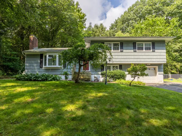 67 Hall Drive, Cheshire, CT 06410