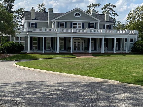4th image of 35 Shinnecock Ln