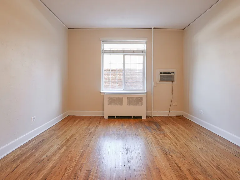 961 N Marion St #4 — Photo 12