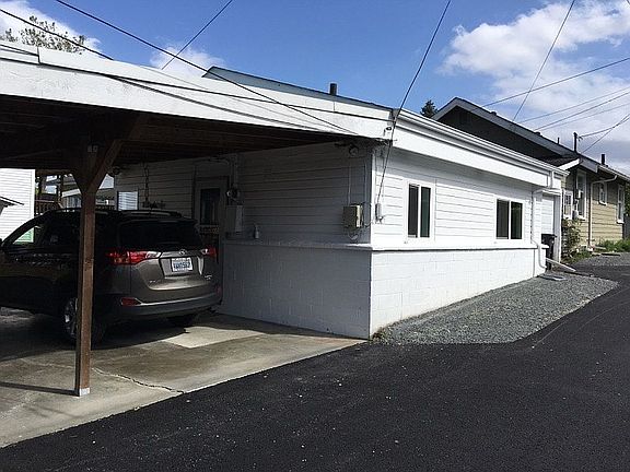 Alley View - I stall carport