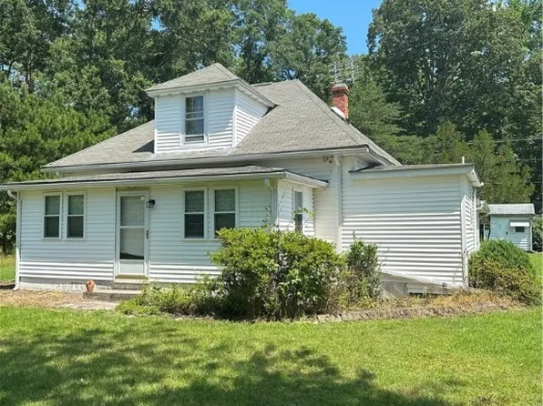 15967 John Clayton Memorial Hwy, Foster, VA 23056