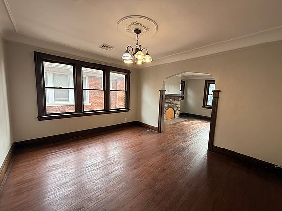 3rd image of 3814 Virginia Park St