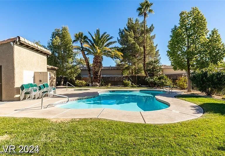 1887 Apricot Ct — Photo 26
