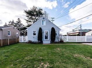 83 Michigan Ave, Warwick, RI 02888