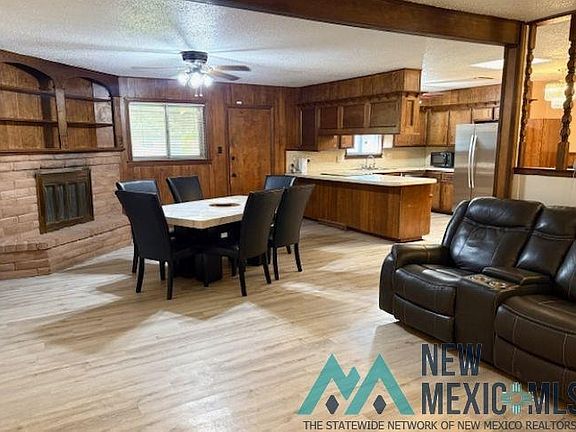 3rd image of 3006 Catalina Dr