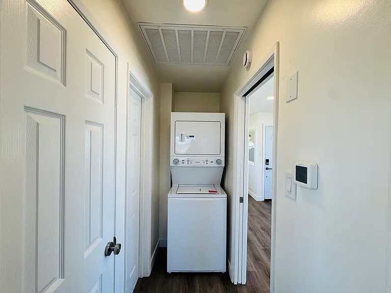 44237 Cedar Ave #C — Photo 9