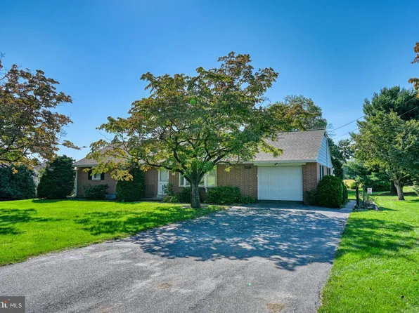 1315 Fonderwhite Rd, Lebanon, PA 17042