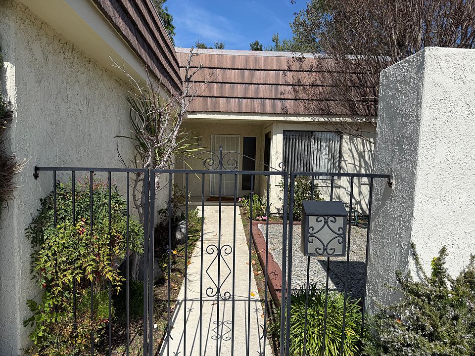 1st image of 2609 Northshore Ln