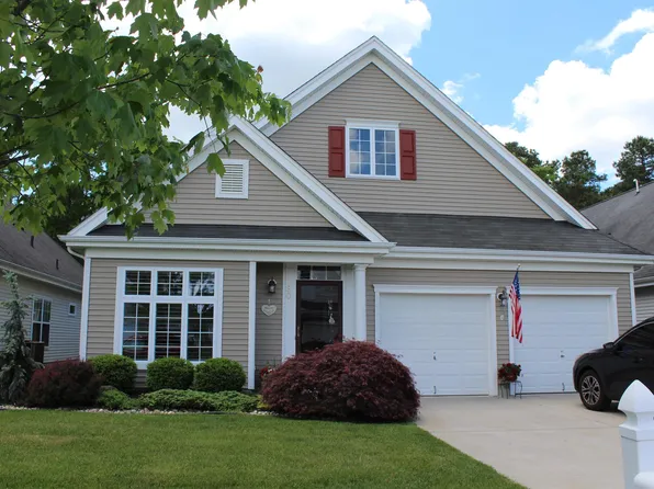 80 Burnside Dr, Egg Harbor Township, NJ 08234