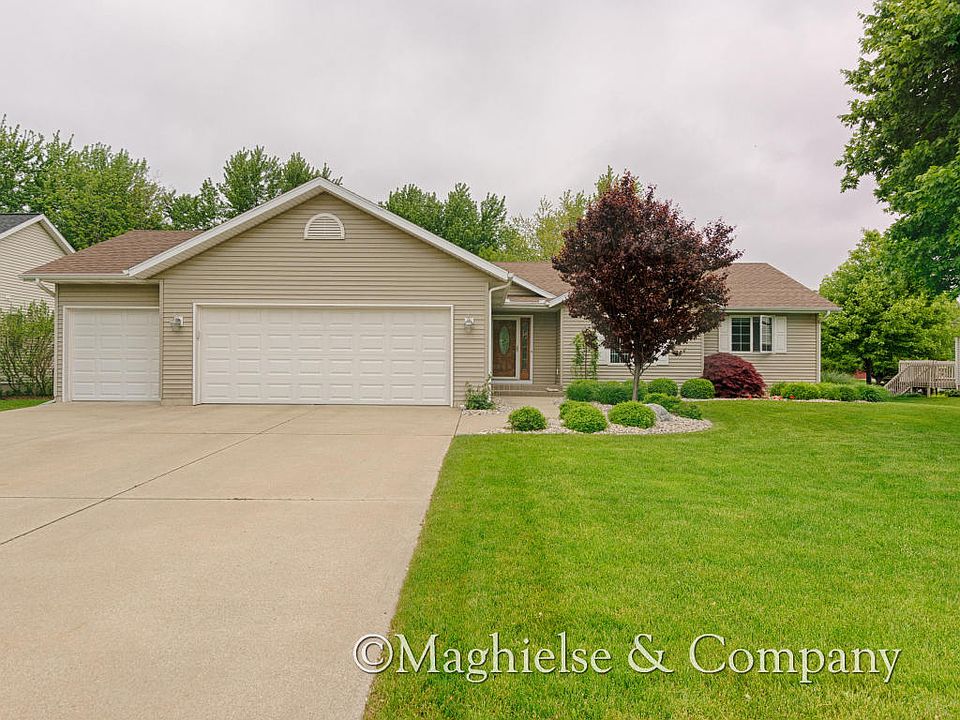 1st image of 623 Jasmine Dr