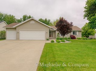 623 Jasmine Dr, Holland, MI 49423