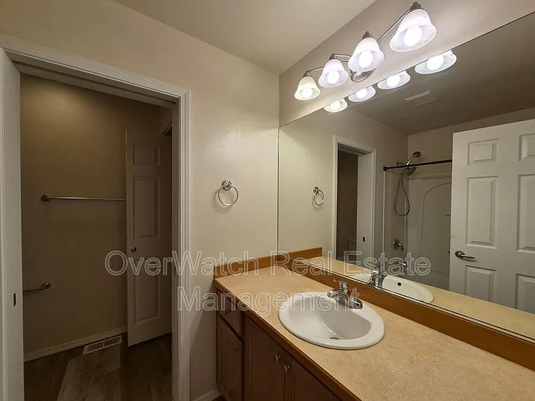 5595 Sapphire Loop — Photo 6