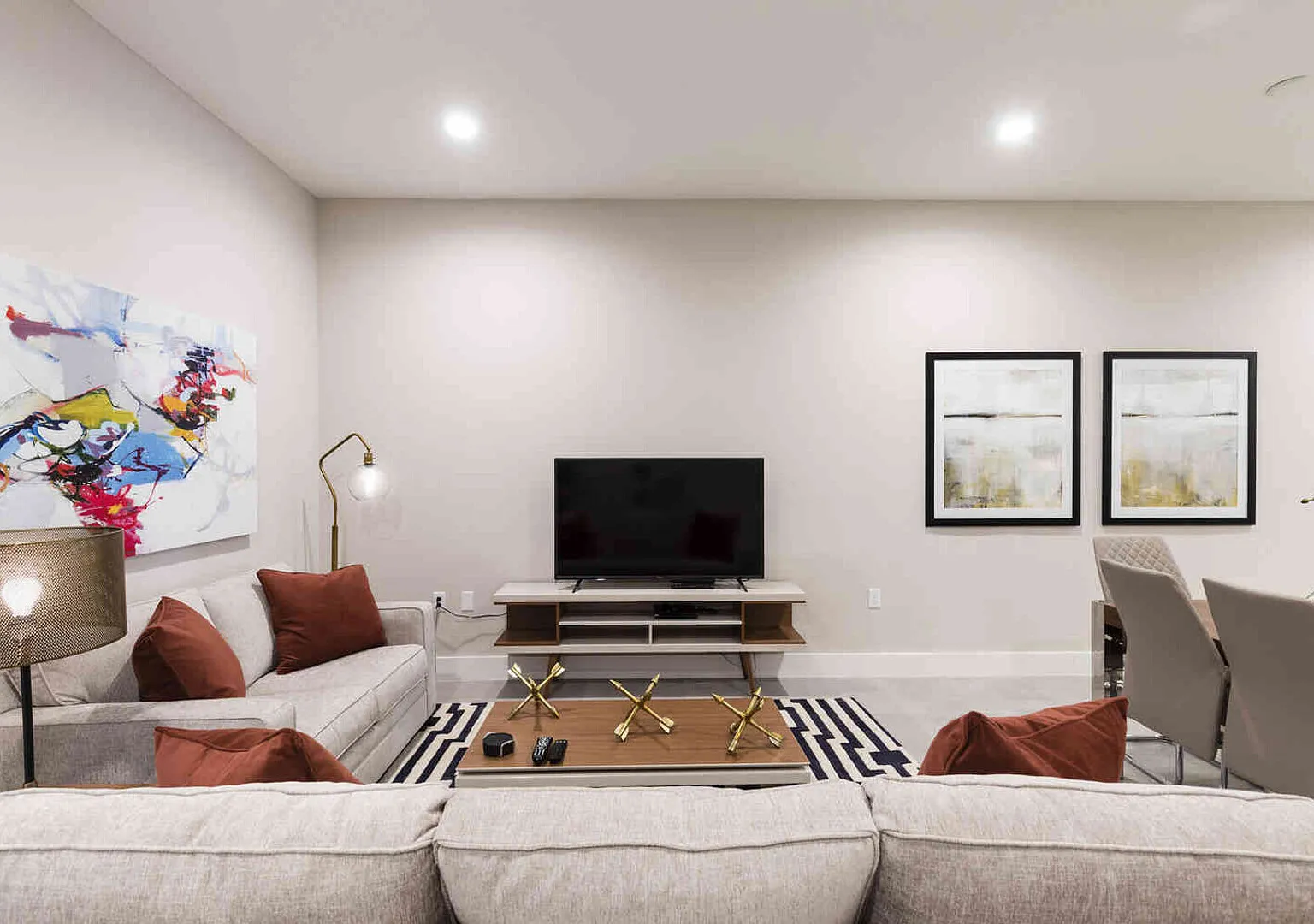Chic 4 Bedroom at Summerville, Minutes from Disney — Photo 1