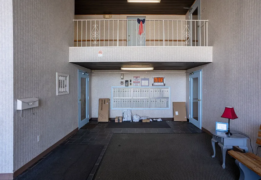 Park Ridge Apartments — Photo 3