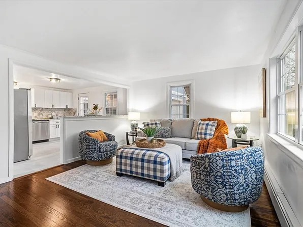 44 Church St, Oxford, MA 01540