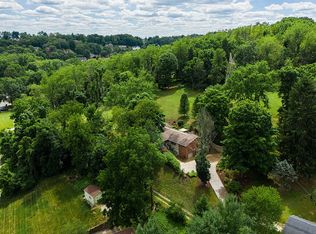 104 Woods Ln, Mcmurray, PA 15317