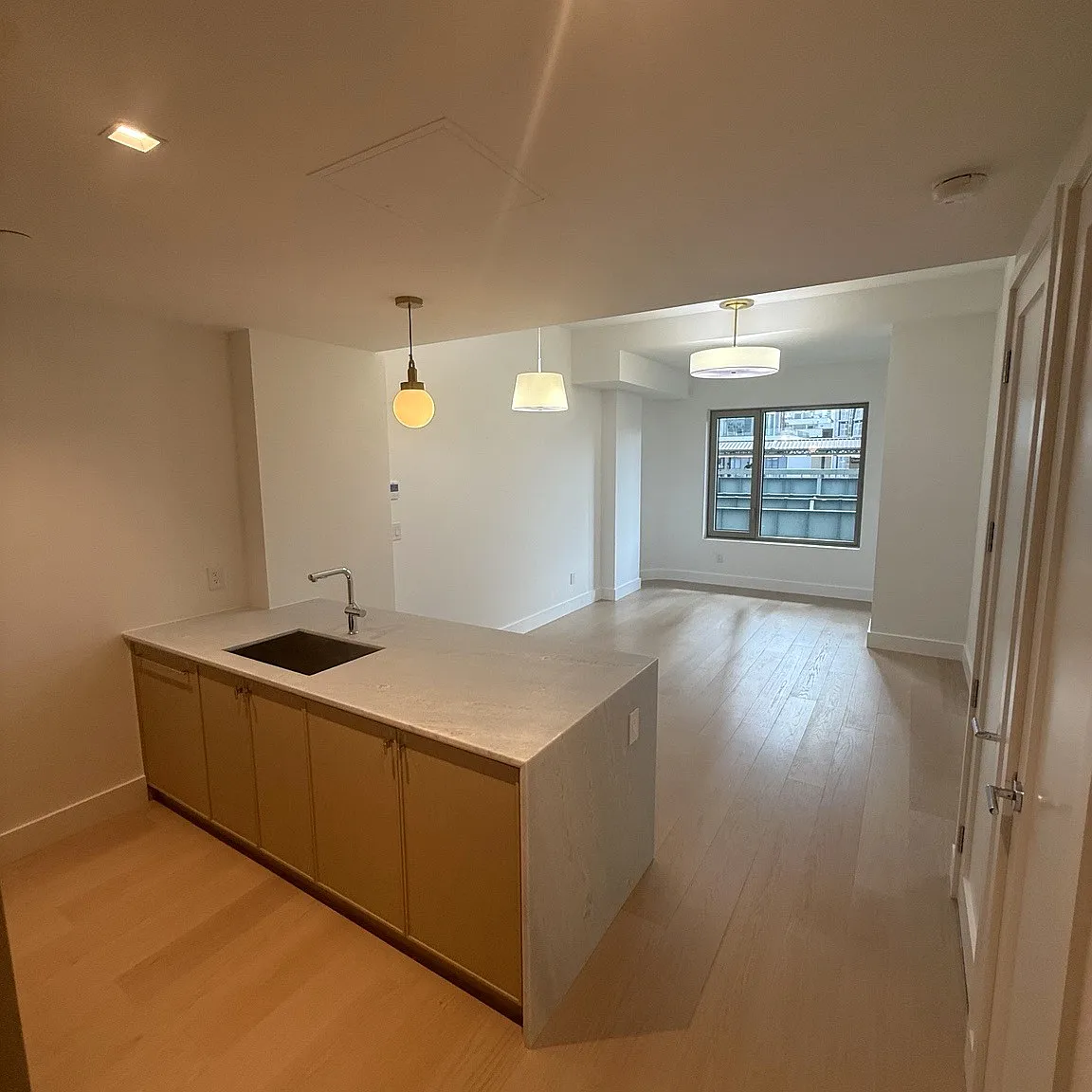 24-01 Queens Plaza North — Photo 3