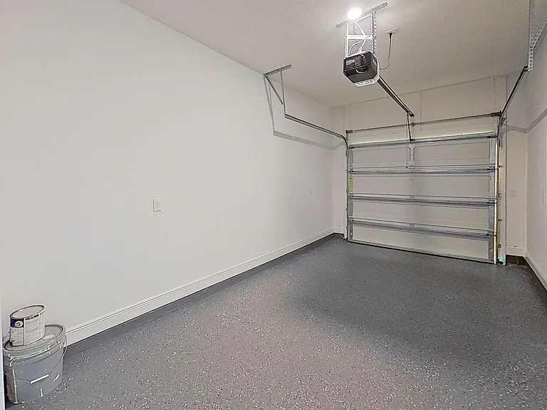 45 Sparrow Ave — Photo 14