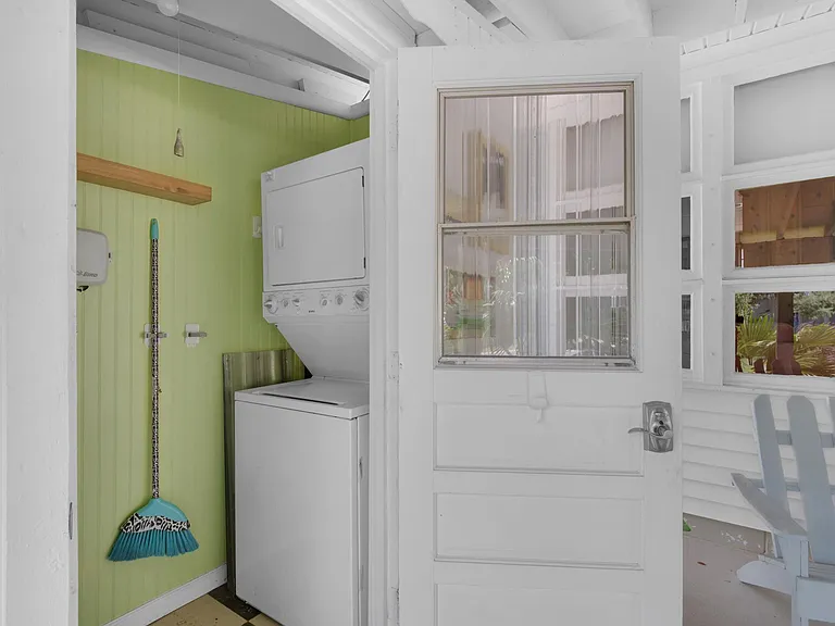 82 Cobia St — Photo 27