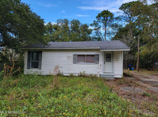 3903 Douglas Ave, Pascagoula, MS 39581