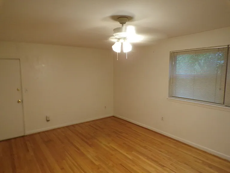 3806 Hickory Ave — Photo 10