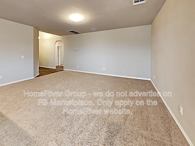 2512 Caden Ct — Photo 5
