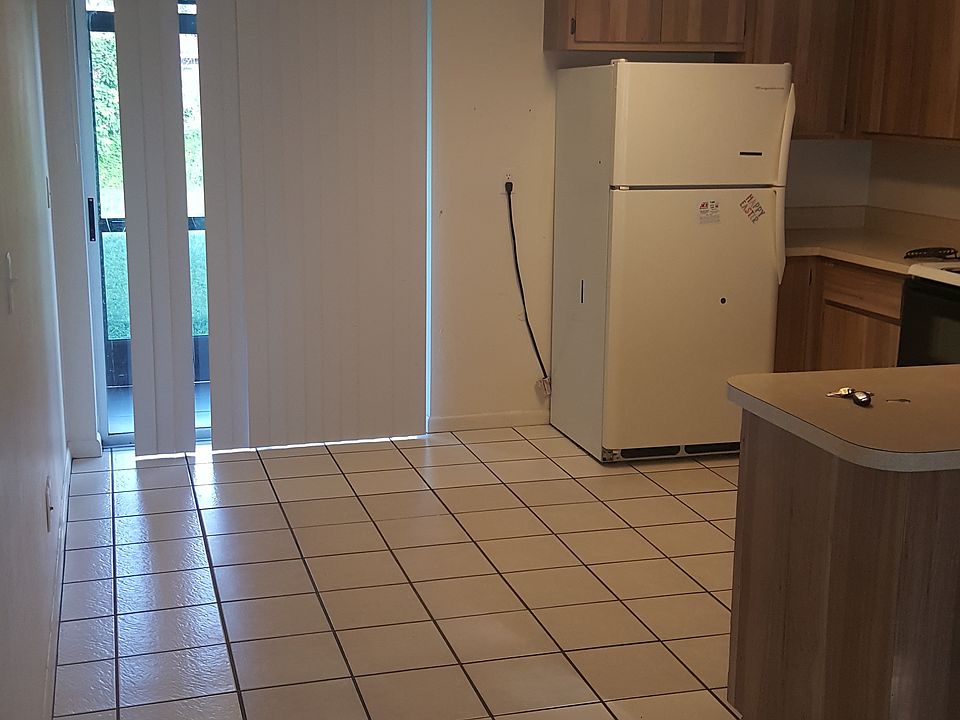 1st image of 1324 NE 24th Ave