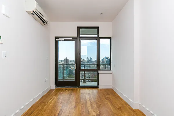 Rented by Nooklyn NYC LLC | media 28