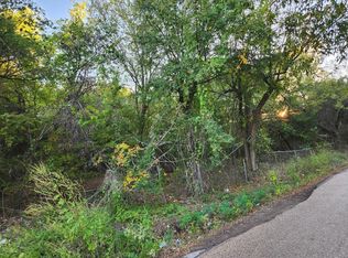 201 W Oak St, Trinidad, TX 75163
