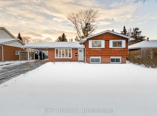 30 Queen Mary Rd, Kingston, ON K7M 2A4