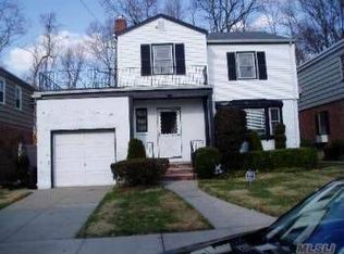 21747 Kingsbury Ave, Oakland Gardens, NY