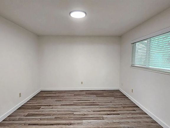 4th image of 604 6th St