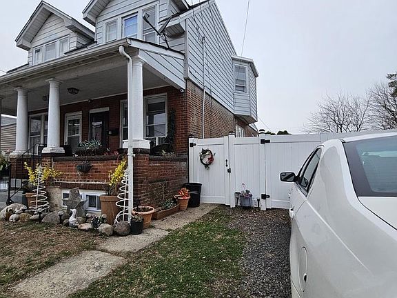 3rd image of 18 Partridge Ave