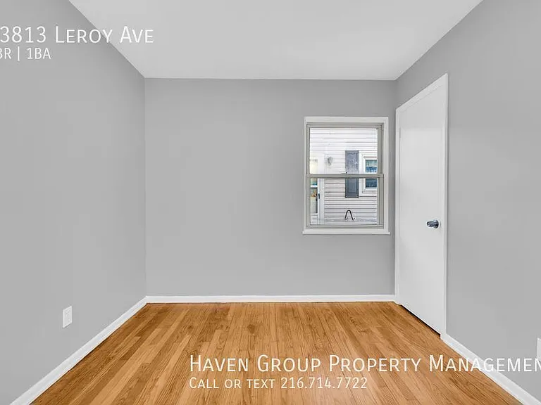13813 Leroy Ave — Photo 18
