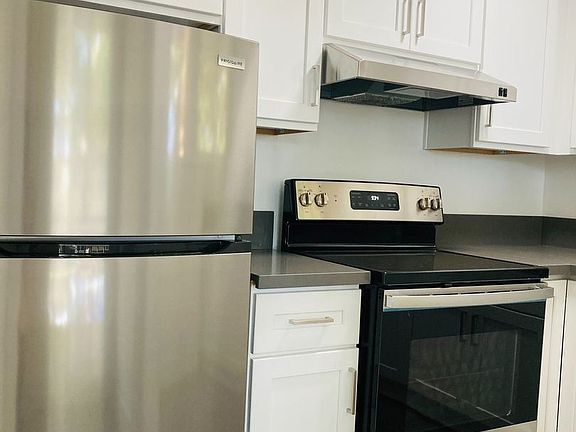 4th image of 295 Barthe Dr #301-305