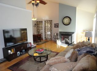 3B Salem Ct, Albany, NY 12203
