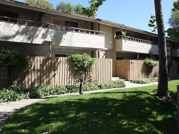 3rd image of 31577 Lindero Canyon Rd Unit 5