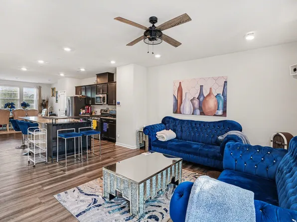 627 Traditions Grande Blvd, Wake Forest, NC 27587