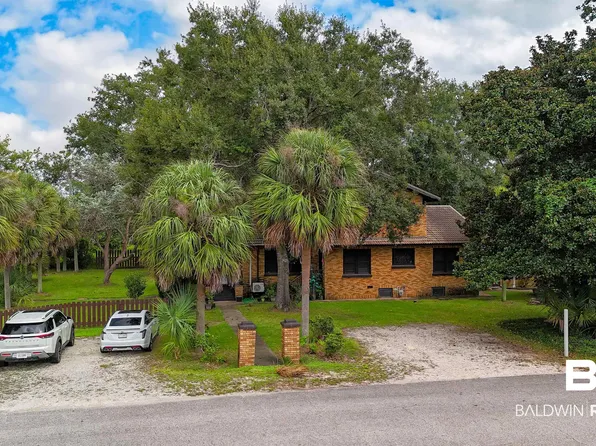 531 W Laurel Ave, Foley, AL 36535