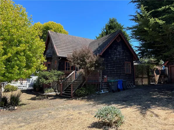 2936 Burton Dr, Cambria, CA 93428