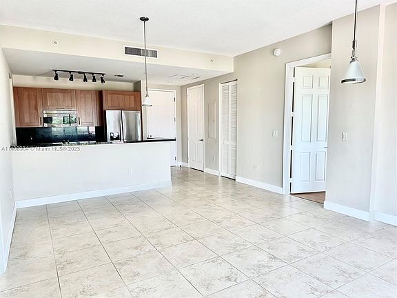 3rd image of 1300 Ponce De Leon Blvd APT 1204