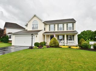118 Majestic Dr, Canonsburg, PA 15317