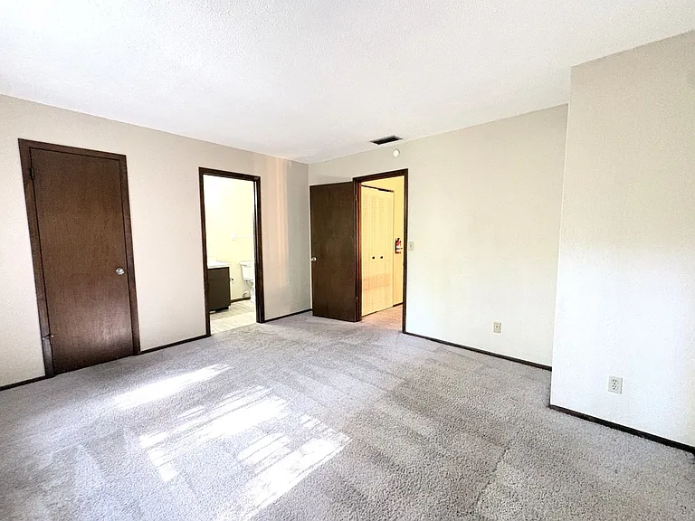 14 Fair Oaks Cir — Photo 11