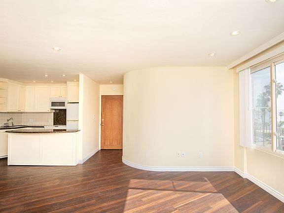 2nd image of 8040 Girard Ave Unit 4