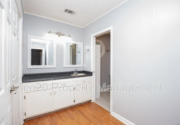 11406 Mehaffey Rd — Photo 8