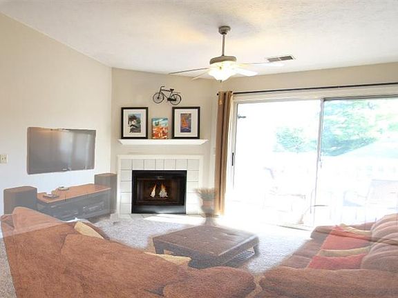 4th image of 6600 Wareham Ct APT 8