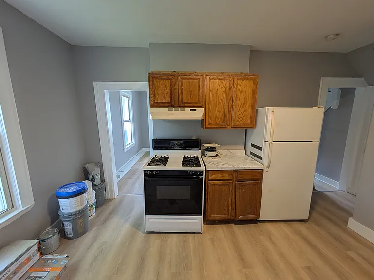 45 8th St #45 — Photo 3